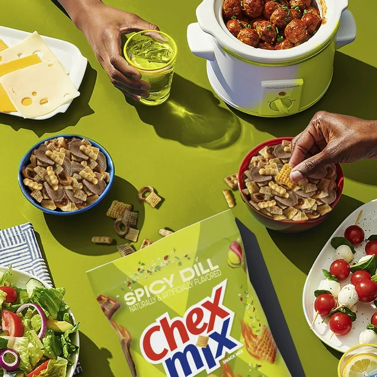 Mezcla Snacks Chex Mix Spicy Dill Tamaño Familiar 382g