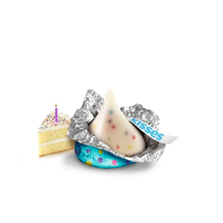 Hershey’s Kisses Birthday Cake Tamaño Grande 283g