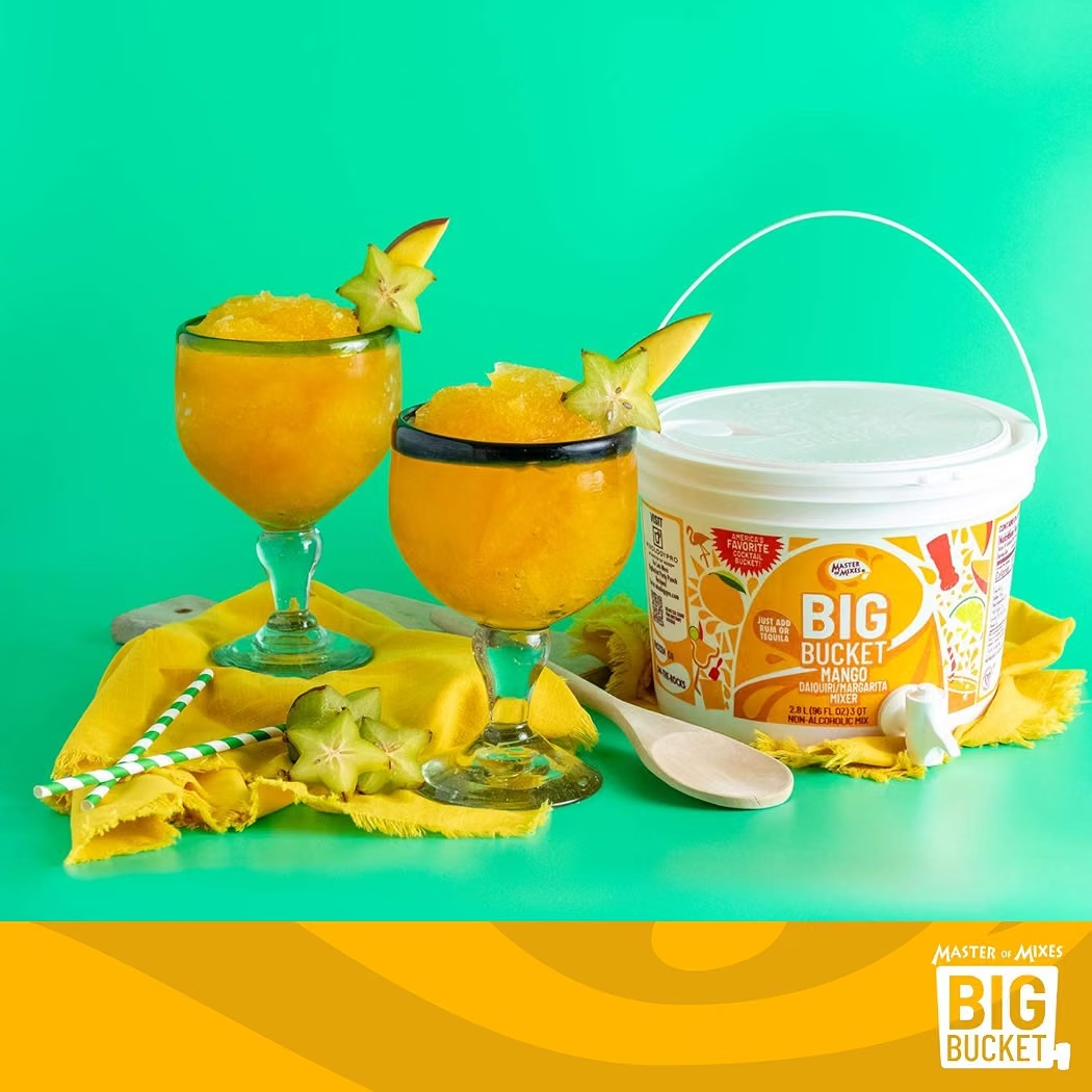 Mezcla Lista Big Bucket Master Of Mixes Mango Daiquirí/Margarita (Just Add Rum or Tequila) 2.8L
